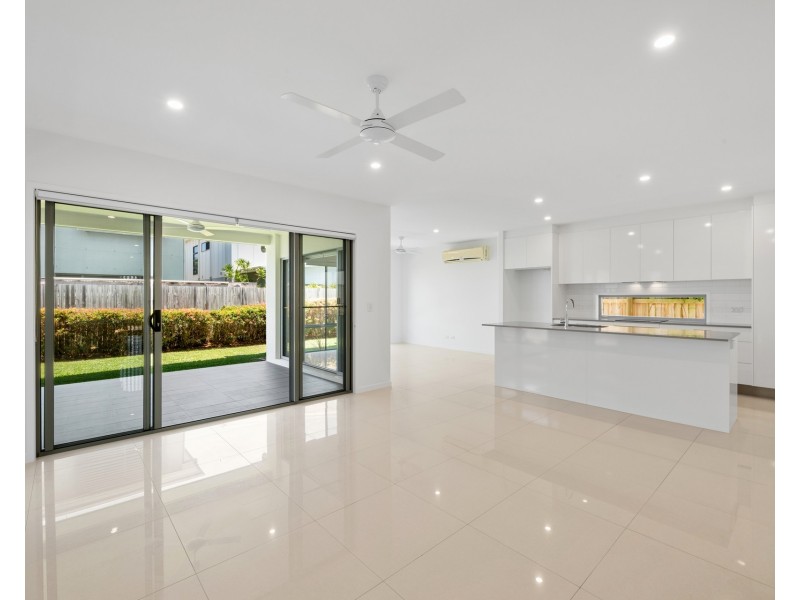 60 Lighthouse Circuit, Birtinya QLD 4575