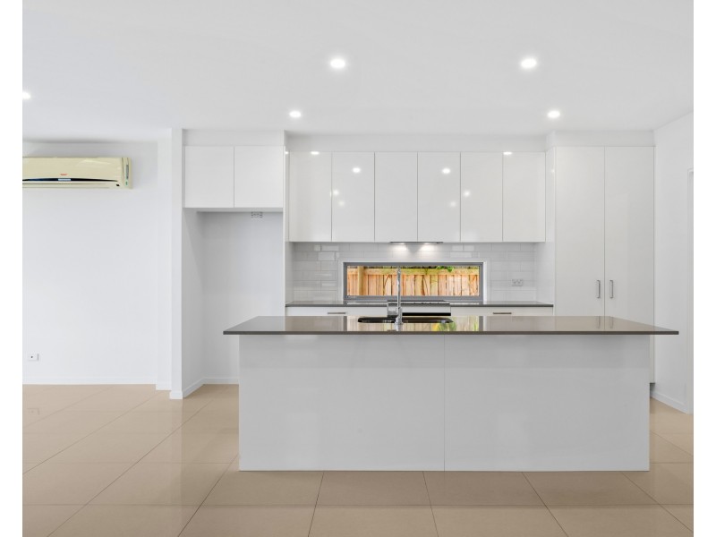 60 Lighthouse Circuit, Birtinya QLD 4575