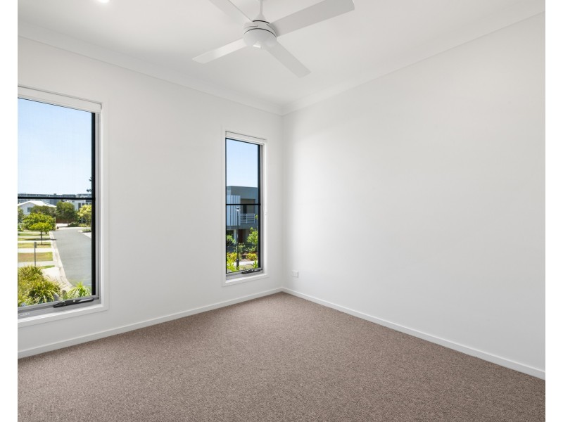 60 Lighthouse Circuit, Birtinya QLD 4575