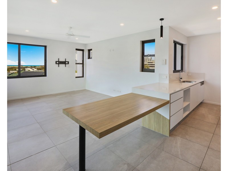 8/49 Duporth Avenue, Maroochydore QLD 4558