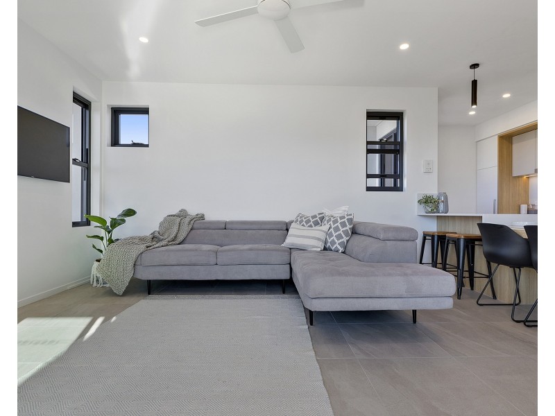 8/49 Duporth Avenue, Maroochydore QLD 4558