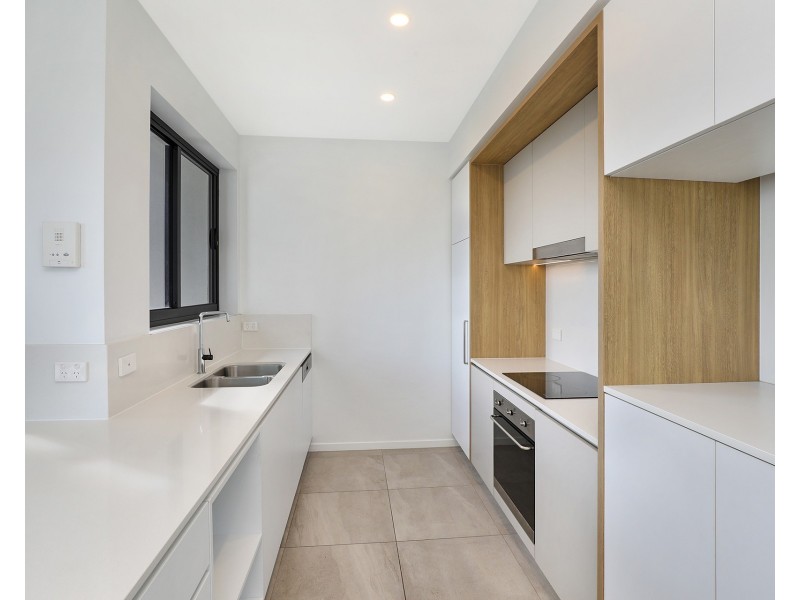 8/49 Duporth Avenue, Maroochydore QLD 4558
