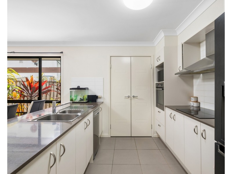 10 Yucca Court, Mountain Creek QLD 4557