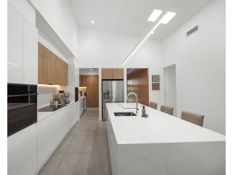 8 Kuranda Close, Buderim QLD 4556