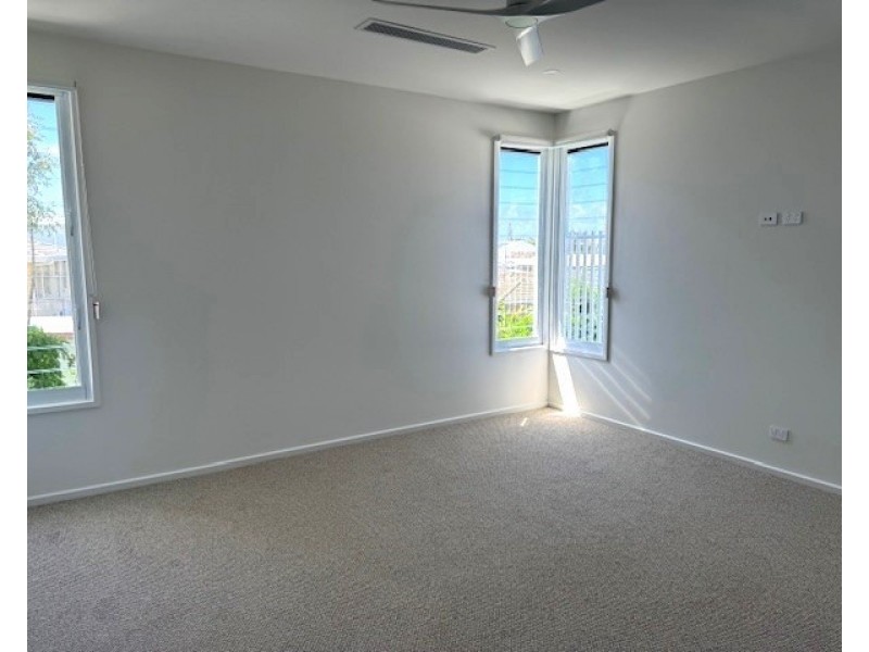 1B/1 Katoa Street, Buddina QLD 4575