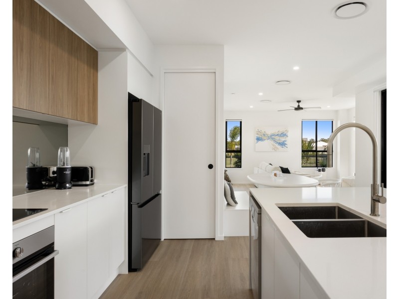 32  Concert Avenue, Palmview QLD 4553