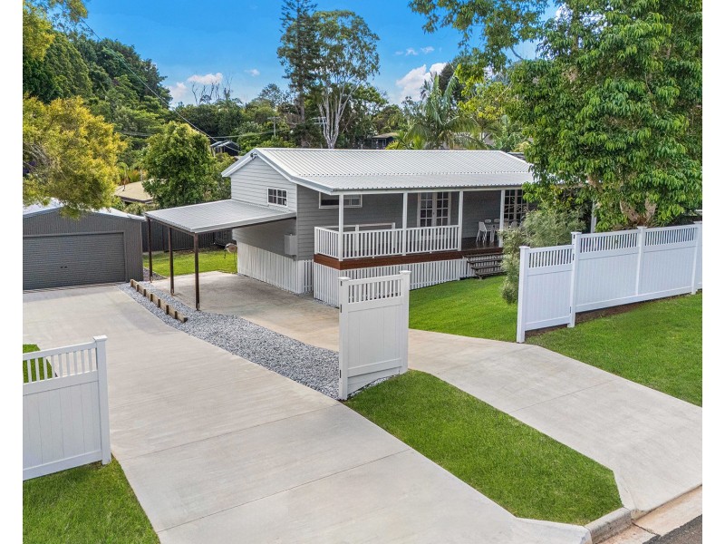 10 Honeysuckle Drive, Montville QLD 4560