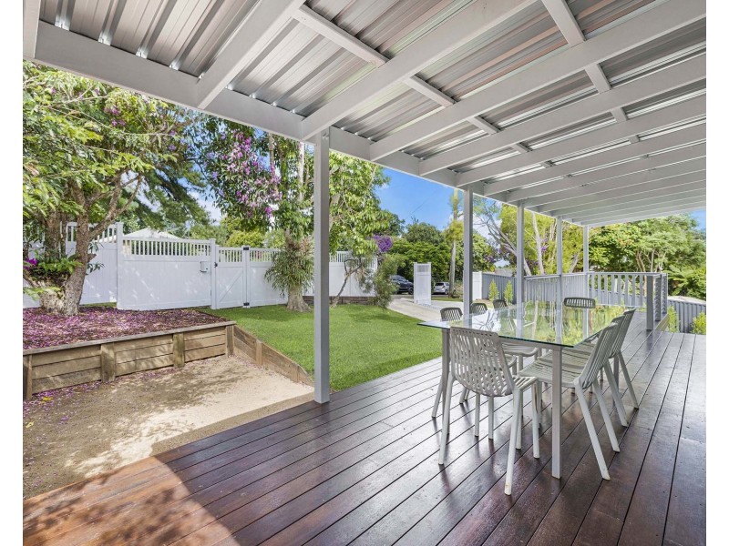 10 Honeysuckle Drive, Montville QLD 4560