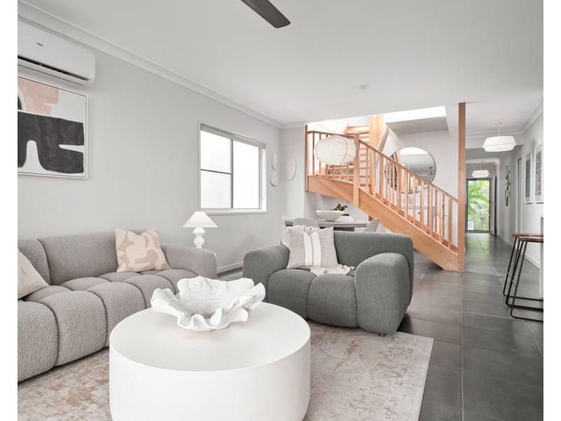 43 Darwin Circuit, North Lakes QLD 4509