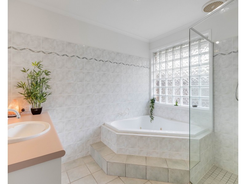 1/14 Maroochy Waters Drive, Maroochydore QLD 4558