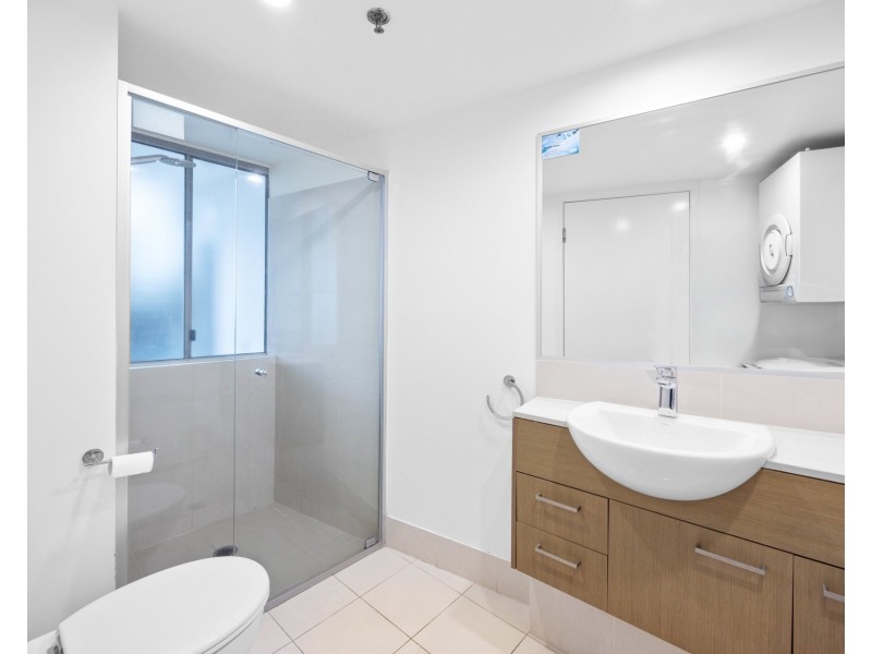 401/19 First Avenue, Mooloolaba QLD 4557