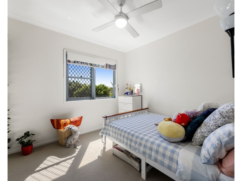 3/2A Regatta Boulevard, Wurtulla QLD 4575