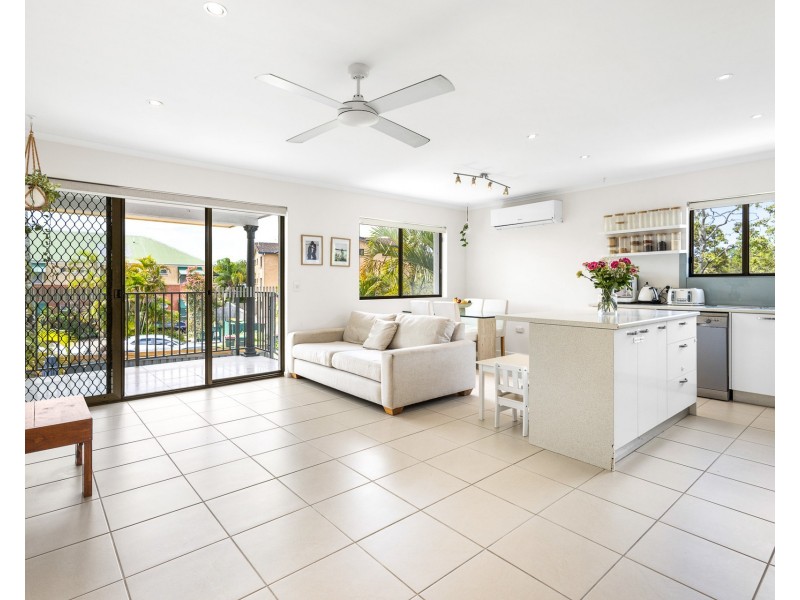 4/85 Goonawarra Drive, Mooloolaba QLD 4557