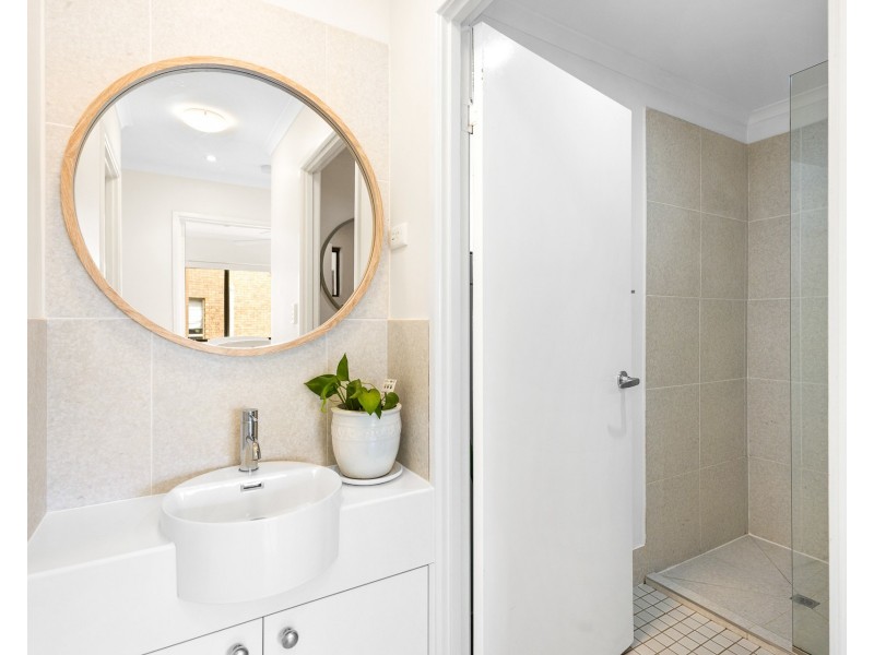 4/85 Goonawarra Drive, Mooloolaba QLD 4557