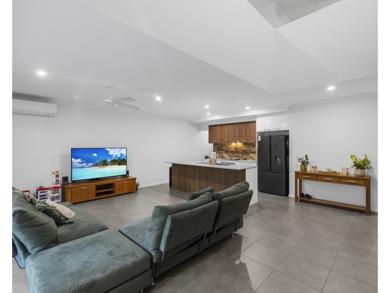 48 Palm Forest Circuit, Forest Glen QLD 4556