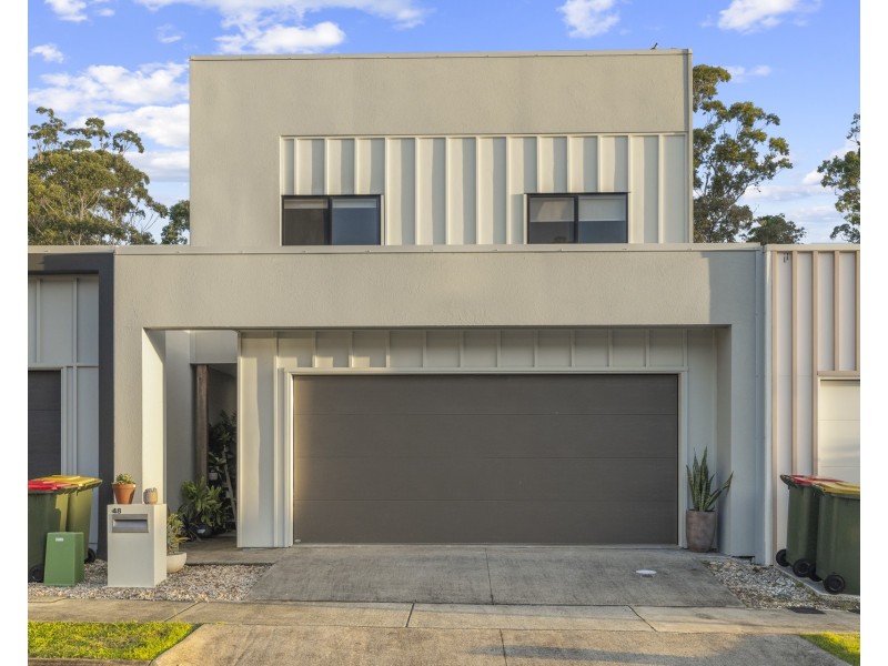 48 Palm Forest Circuit, Forest Glen QLD 4556