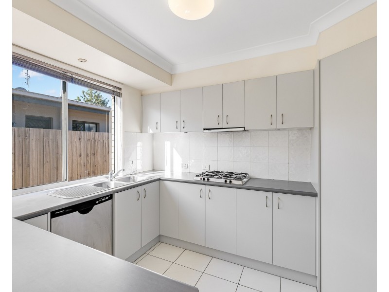 27 Cooinda Crescent, Maroochydore QLD 4558