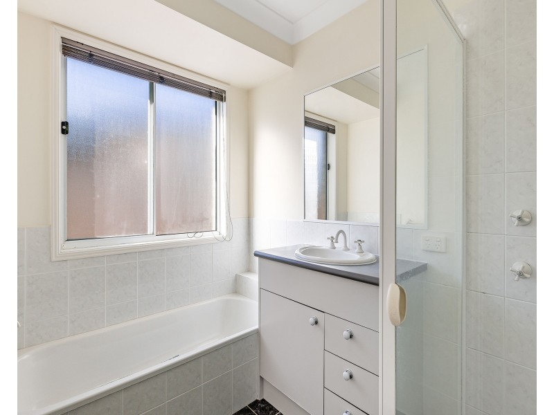 27 Cooinda Crescent, Maroochydore QLD 4558