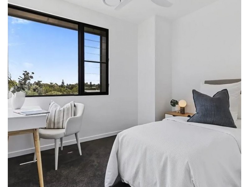 47 & 49 Somerton Drive, Maroochydore QLD 4558