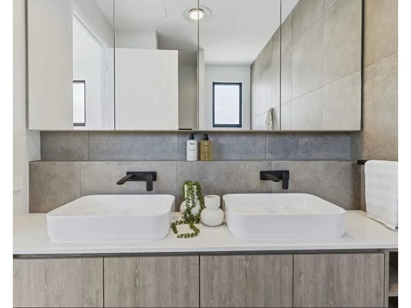 47 & 49 Somerton Drive, Maroochydore QLD 4558