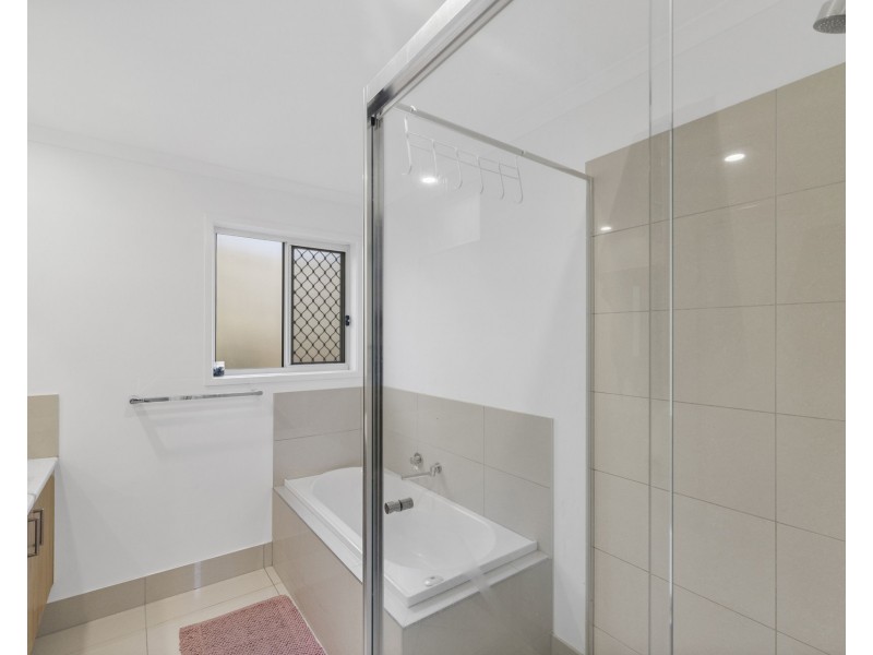 3 Pope Avenue, Burnside QLD 4560