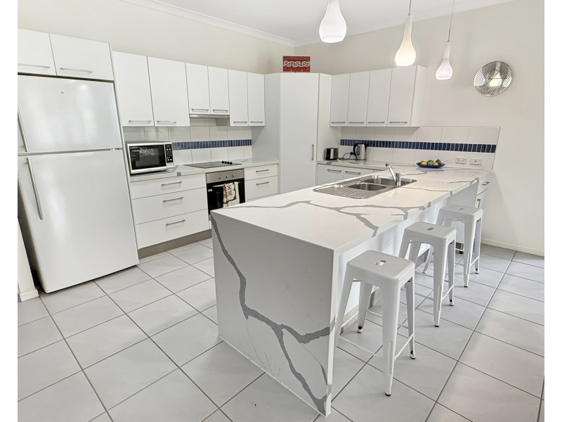 10 Stelarni Place, Buderim QLD 4556