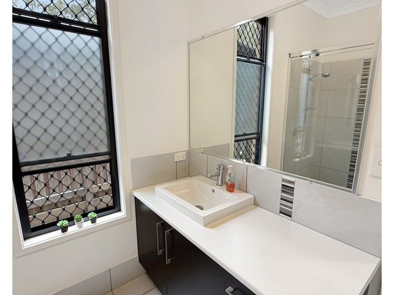 10 Stelarni Place, Buderim QLD 4556