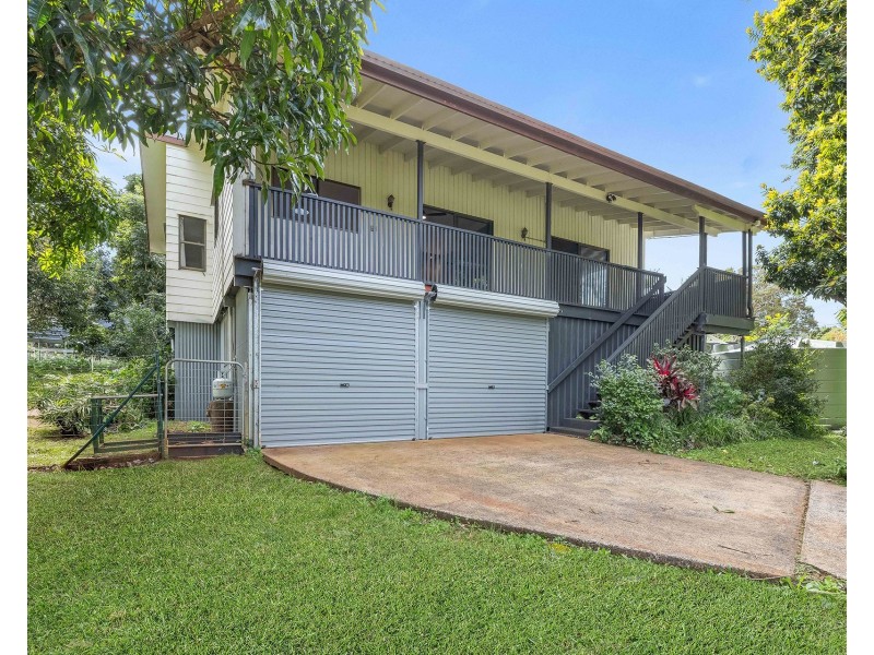 1 Frangipanni Court, Montville QLD 4560