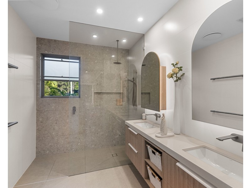 244/71 Owen Creek Road, Forest Glen QLD 4556