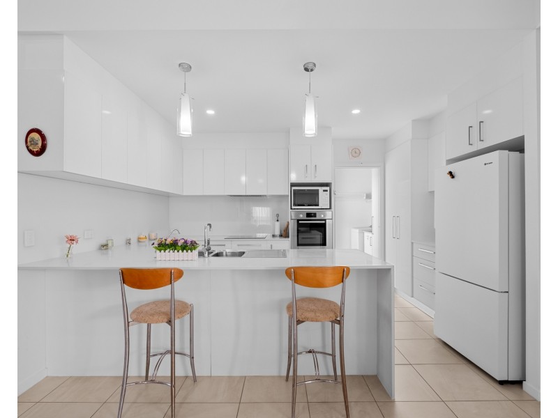 165/25 Owen Creek Road, Forest Glen QLD 4556