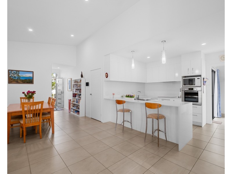 165/25 Owen Creek Road, Forest Glen QLD 4556