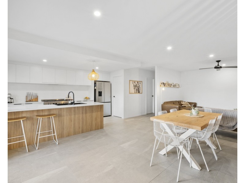 5 Cycad Lane, Forest Glen QLD 4556