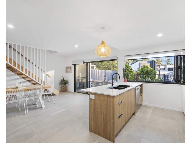 5 Cycad Lane, Forest Glen QLD 4556