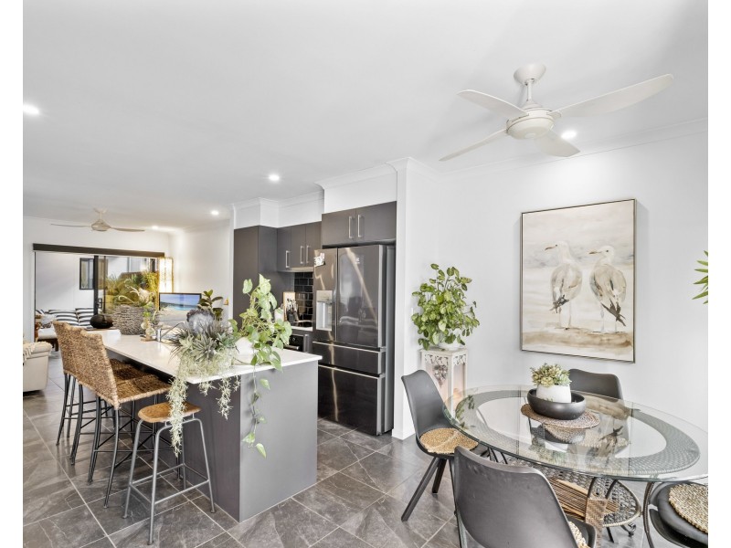 99 Tranquility Way, Palmview QLD 4553