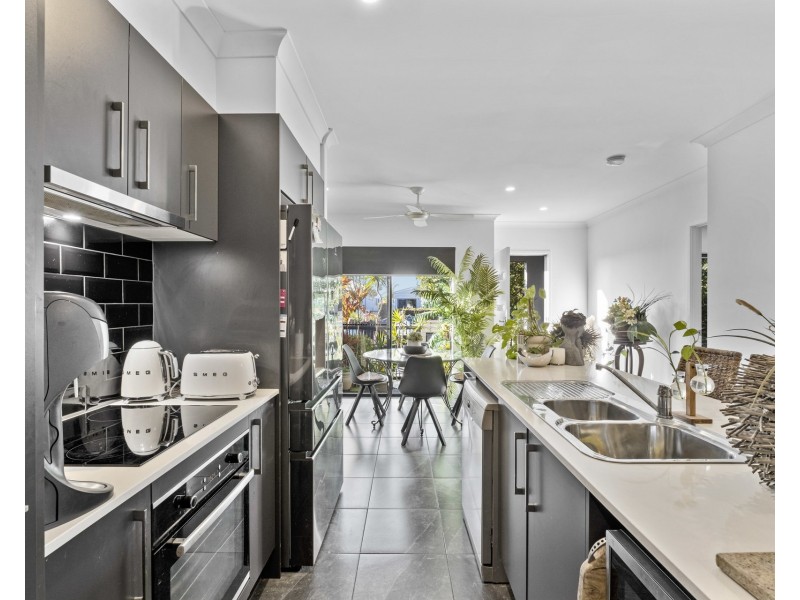 99 Tranquility Way, Palmview QLD 4553