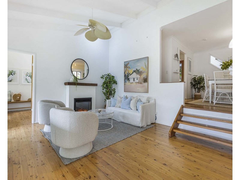 25 Hilltop Crescent, Coolum Beach QLD 4573