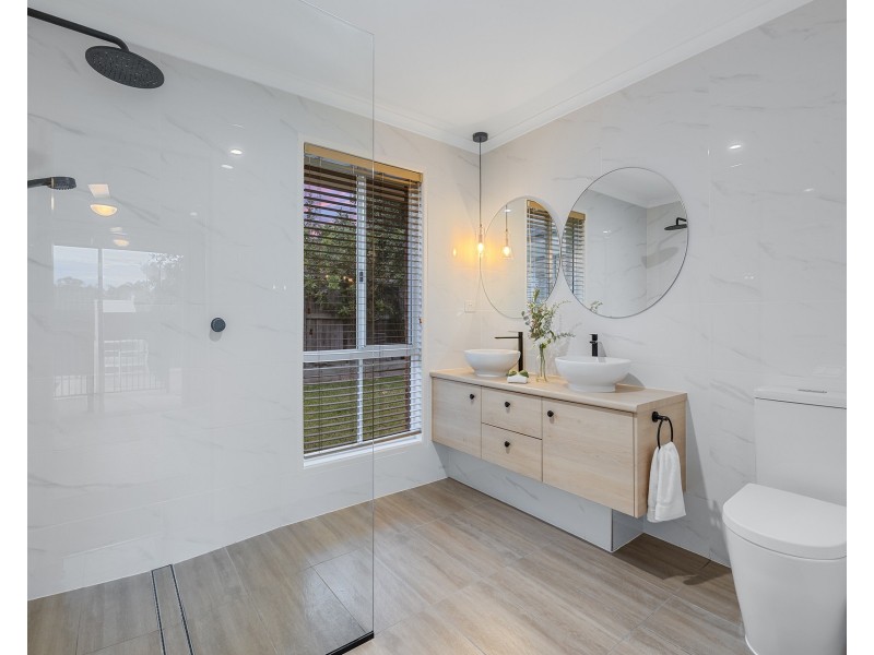 22 Lindeman Avenue, Buderim QLD 4556