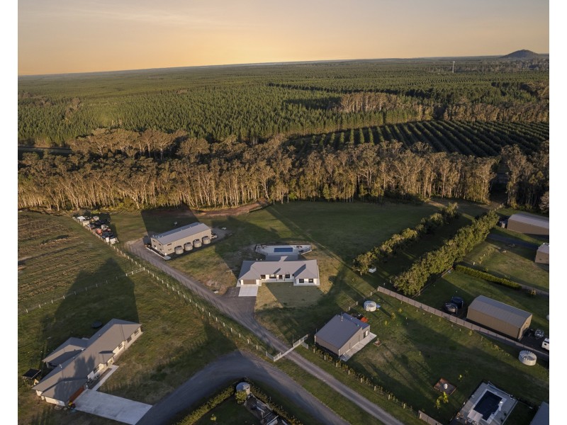 28 Cook Road, Glass House Mountains QLD 4518
