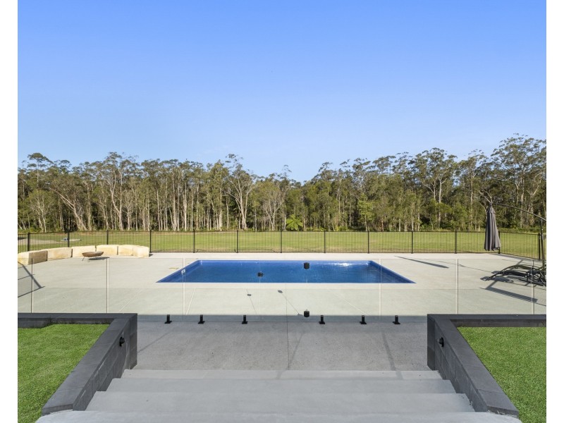 28 Cook Road, Glass House Mountains QLD 4518