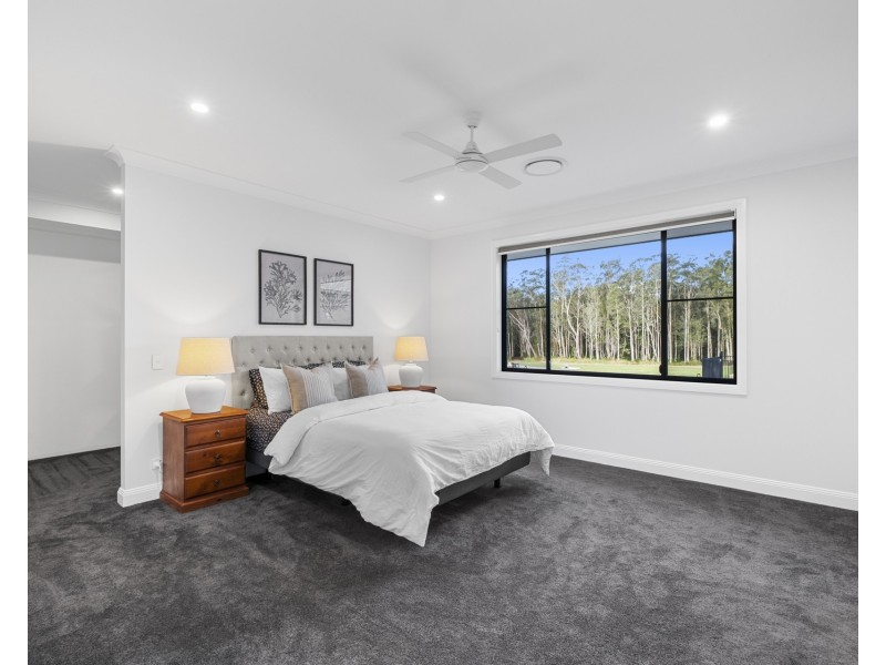 28 Cook Road, Glass House Mountains QLD 4518