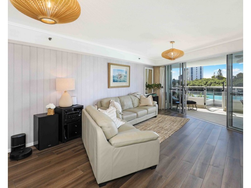 204/14 Aerodrome Road, Maroochydore QLD 4558