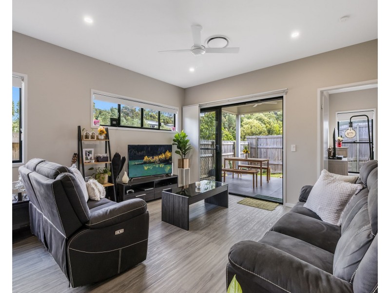 1/16 Dray Place, Palmwoods QLD 4555
