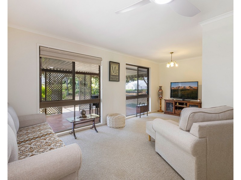 190 Twin View Road, Elimbah QLD 4516