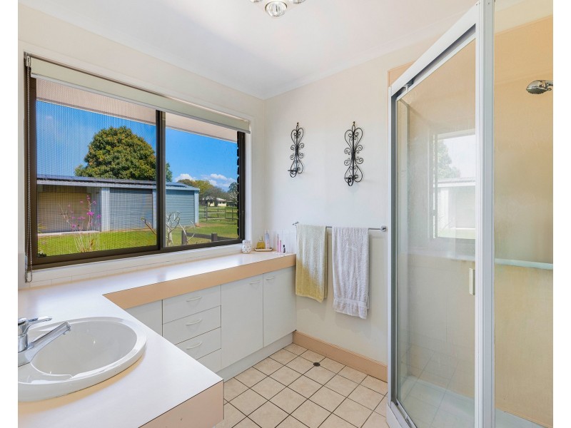 190 Twin View Road, Elimbah QLD 4516