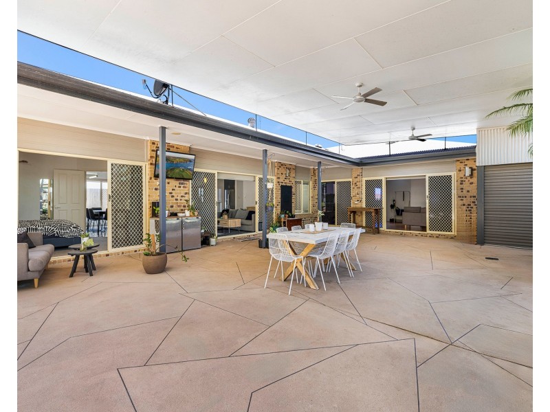 53 Molakai Drive, Mountain Creek QLD 4557