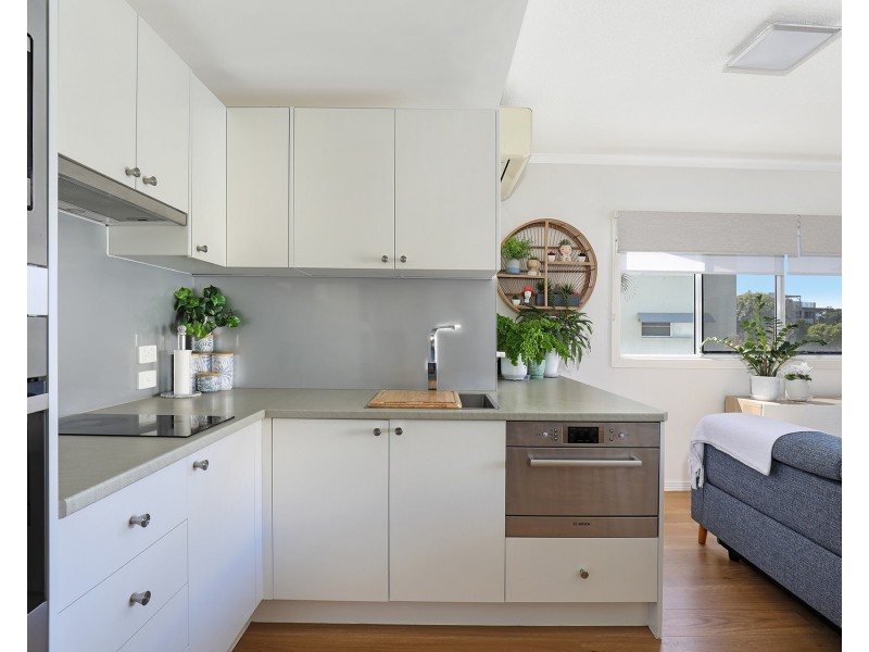 21/45 Sixth Avenue, Maroochydore QLD 4558