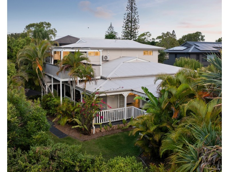 1 Pavonia Street, Peregian Beach QLD 4573