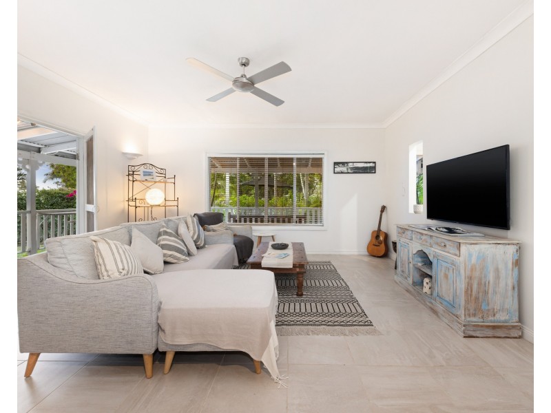 1 Pavonia Street, Peregian Beach QLD 4573