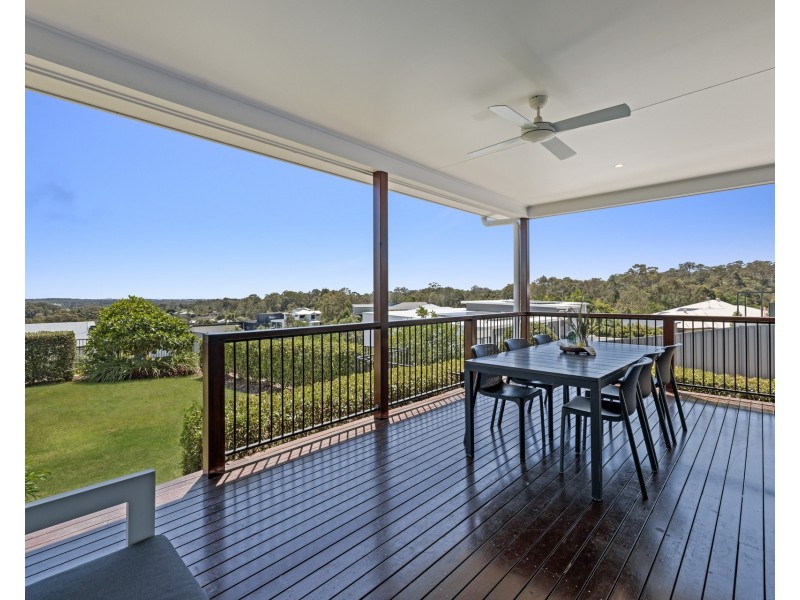 29 Mon Terre Drive, Little Mountain QLD 4551