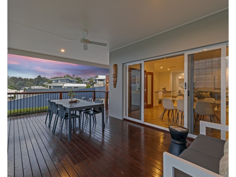 29 Mon Terre Drive, Little Mountain QLD 4551